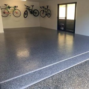 کفپوش‌های ضدسایش انبارها: از ضخامت مناسب تا طرح‌های آجدار